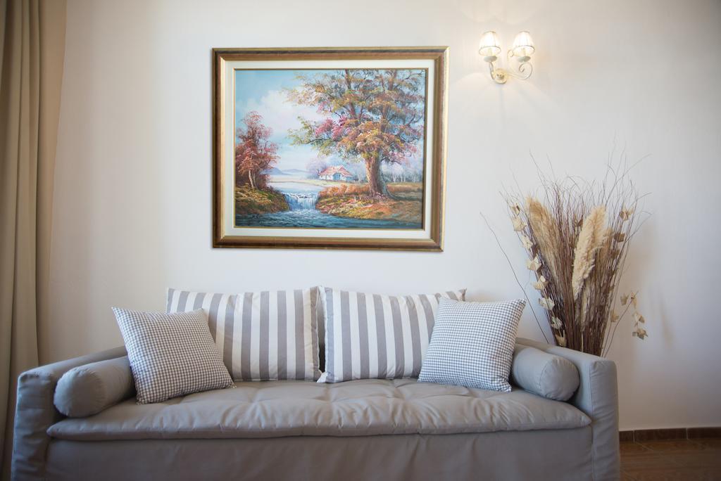 Porto Enetiko Suites Rethymno  Ruang foto