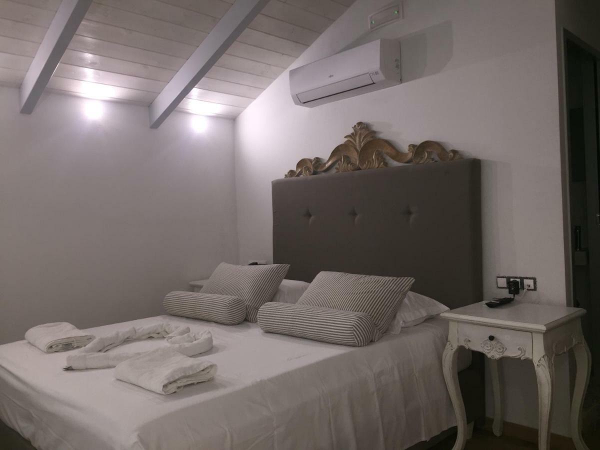 Porto Enetiko Suites Rethymno  Bagian luar foto