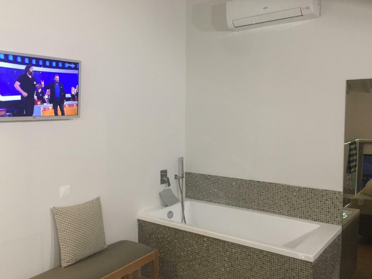 Porto Enetiko Suites Rethymno  Bagian luar foto