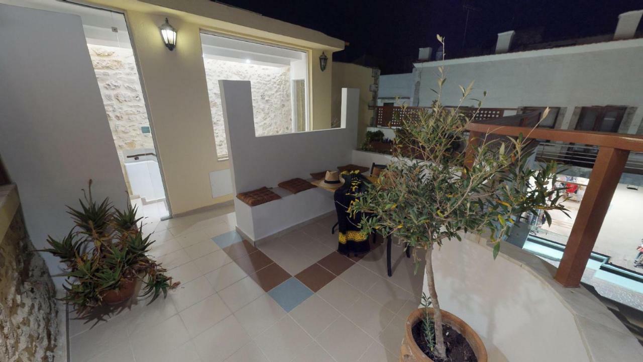 Porto Enetiko Suites Rethymno  Bagian luar foto