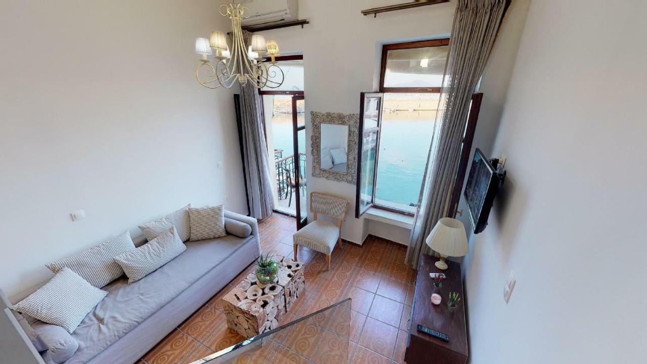 Porto Enetiko Suites Rethymno  Bagian luar foto